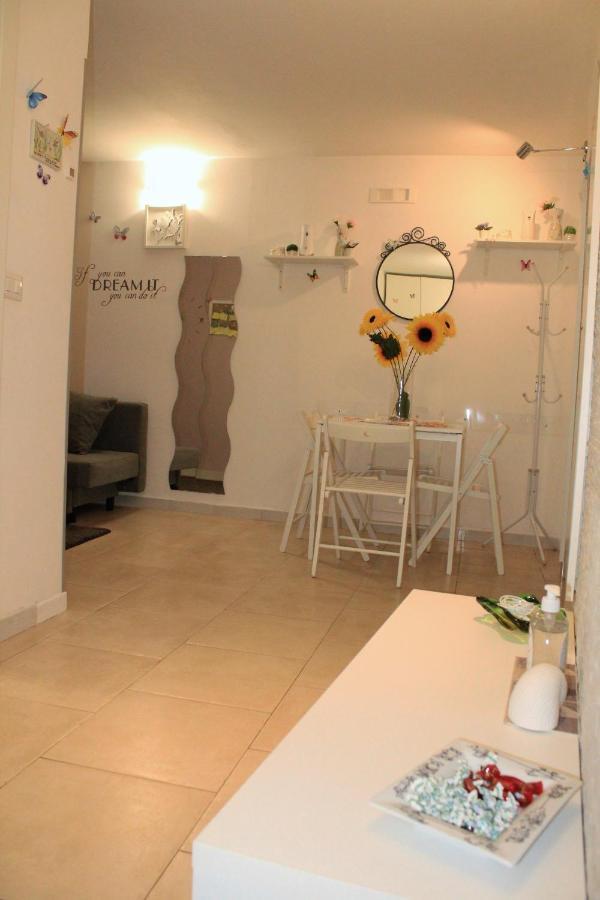 Casa Vacanze Angelica Salerno Dış mekan fotoğraf