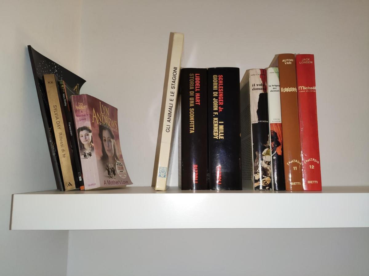 Casa Vacanze Angelica Salerno Dış mekan fotoğraf